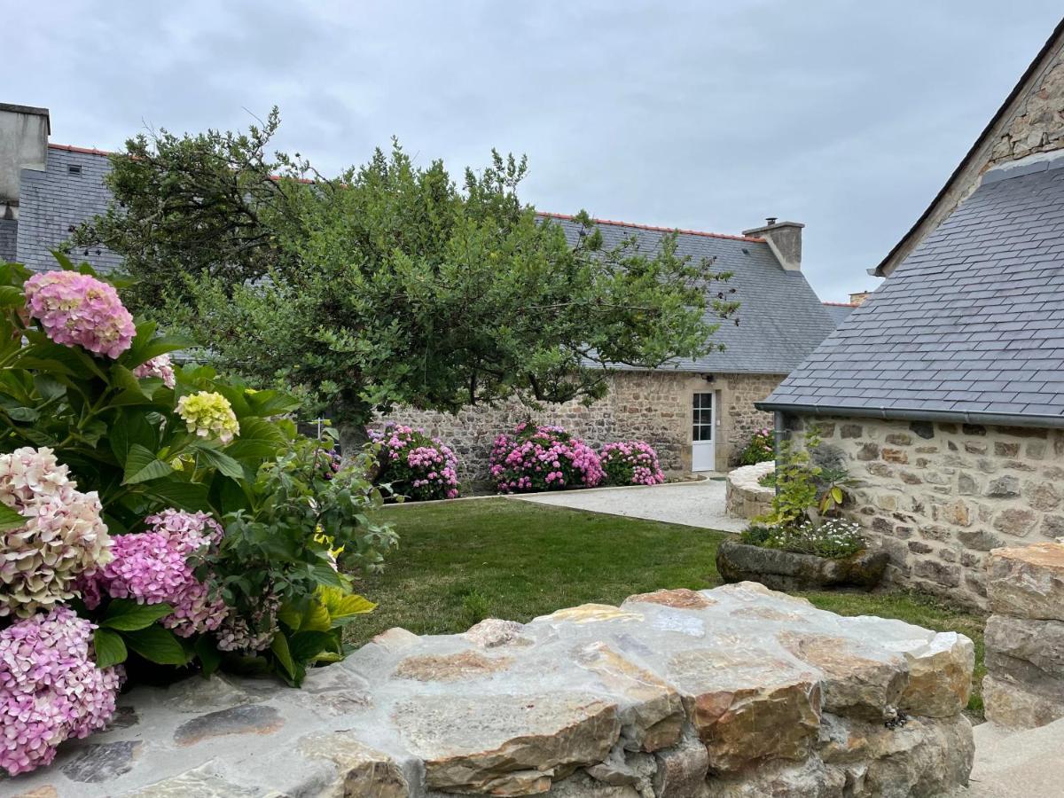 Les Cottages Du Manoir, Jacuzzi -Crozon Exterior photo